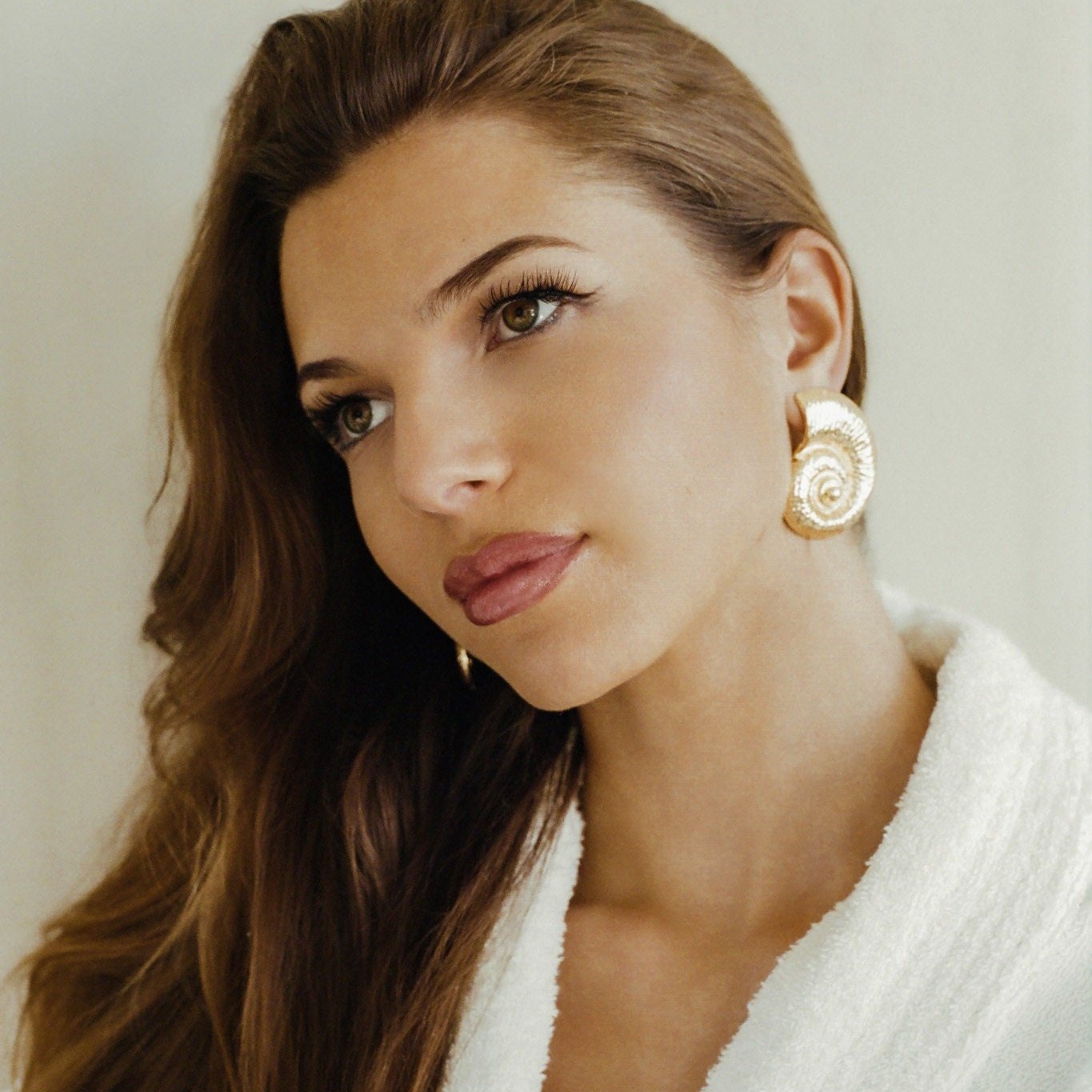 Nautilus Shell Earrings - Elegant Coastal-Inspired Jewelry