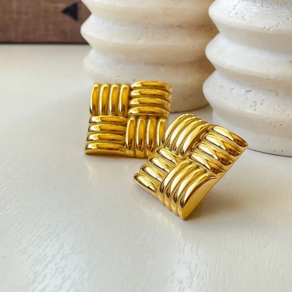 90s_square_earrings_3