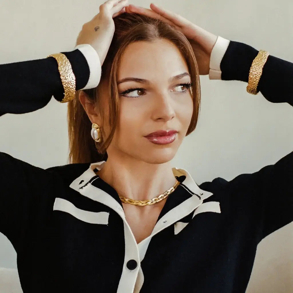 big_pearl_rectangle_earrings_3