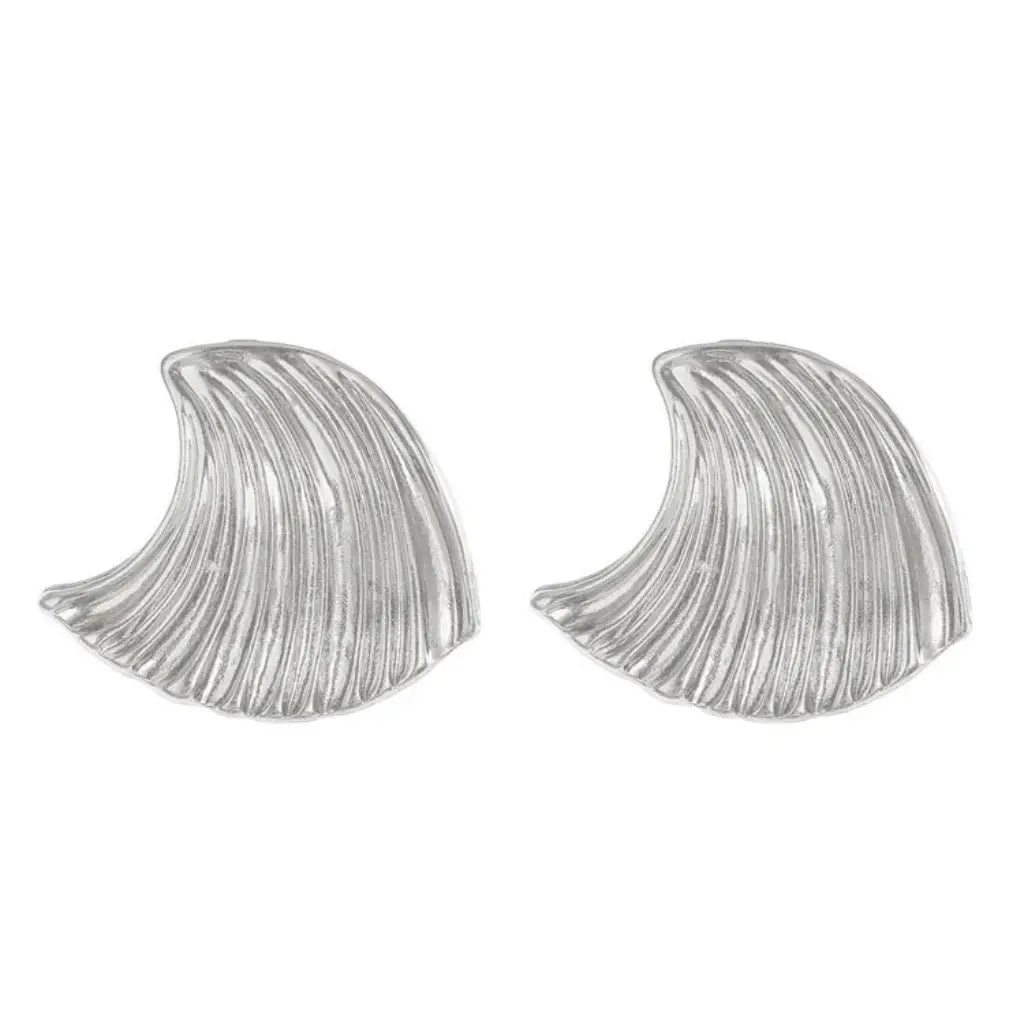 bold_wave_earrings_2