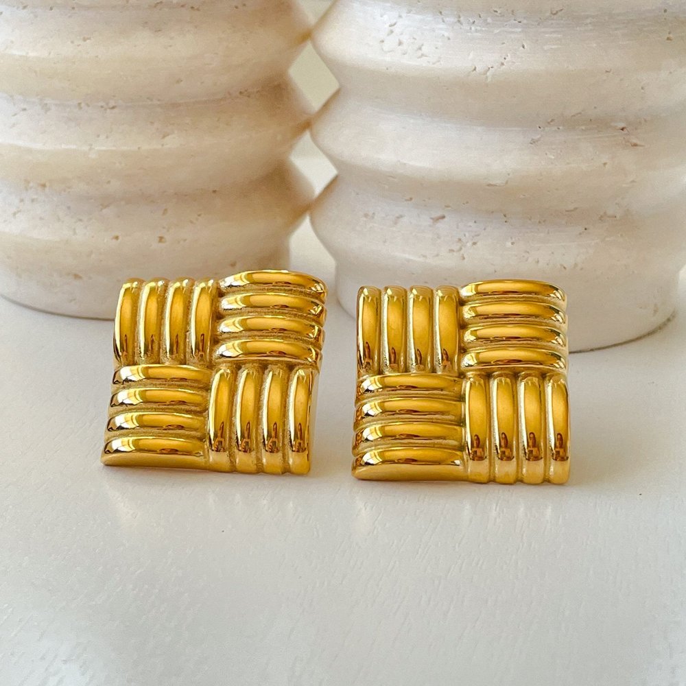 90's Square Earrings - Bold 18k Gold Statement Studs