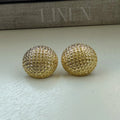 studded_earrings_5
